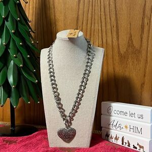 NWT Patricia Nash Removable Heart Pendant Etched Rose #PNNK